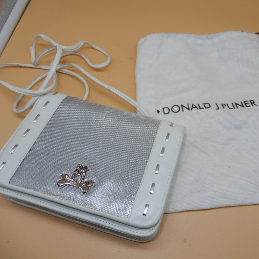 DONALD J PLINER mini leather white crossbody bag w/silver mesh & dog bone